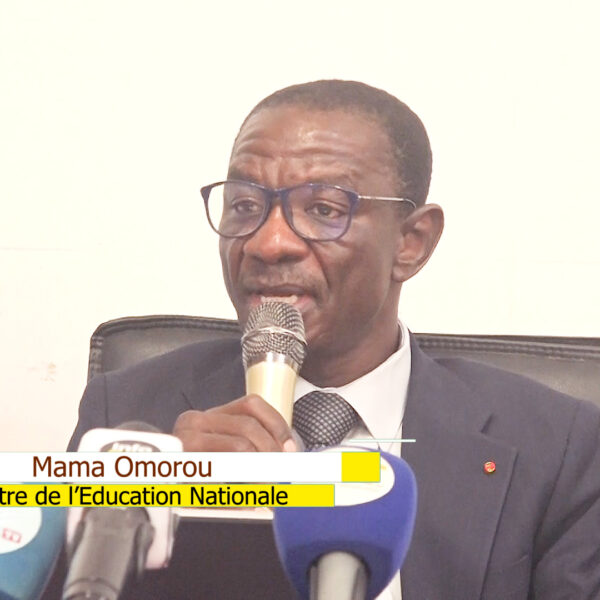 Togo : 304 enseignants de mathématiques et sciences physiques formés